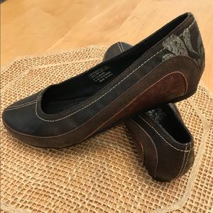 NEW JUMP SLIDE ON Sz 8.5 Leather SHOES